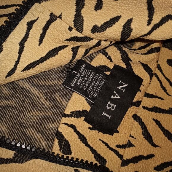 Nabi L Full Zipper Tan Black Longsleeves Zipper on Sleeve Women's Top Sweater - Picture 6 of 11